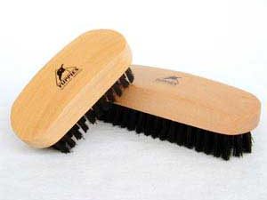 SHOE BRUSH WOODEN BLACK BRISTLES