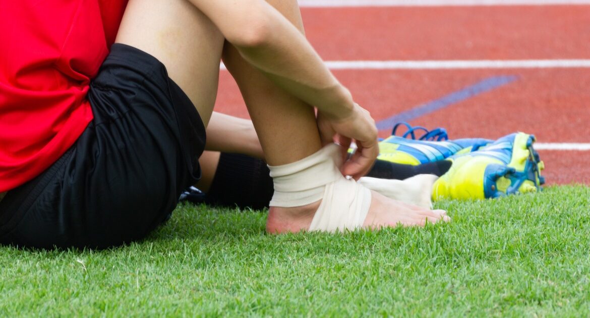 Sports first aid - sprains and strains_1200x630
